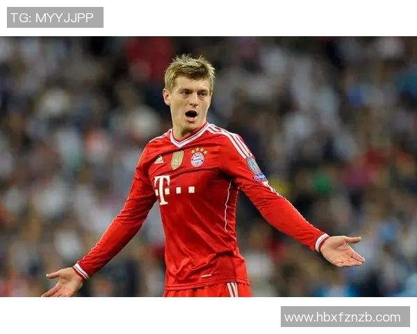 克罗斯在足球世界中的传奇之路与技术解析：从青涩少年到顶级中场的蜕变