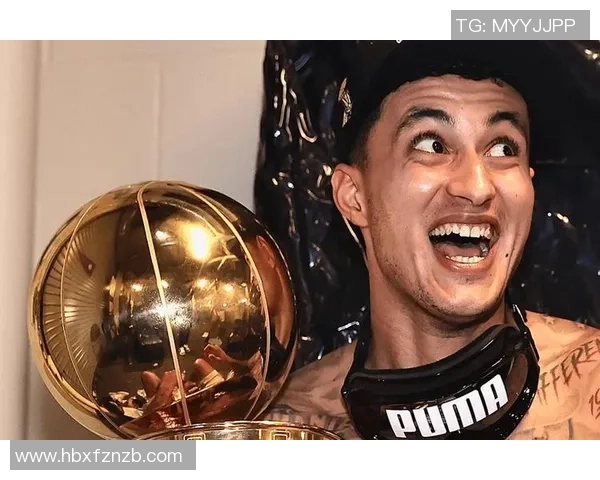 凯尔库兹马如何在NBA赛场上展现个人风采与团队合作精神